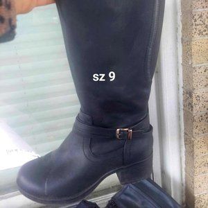 Knee High Boots Sz 9
